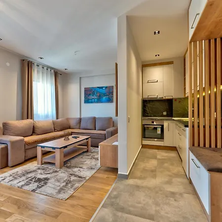 Gold Kalman Apartment *