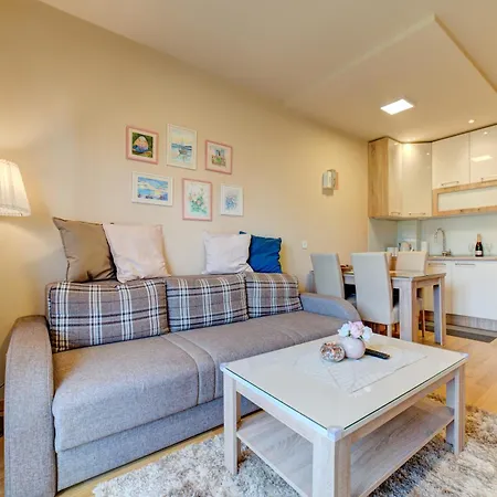 Apartment Gold Kalman