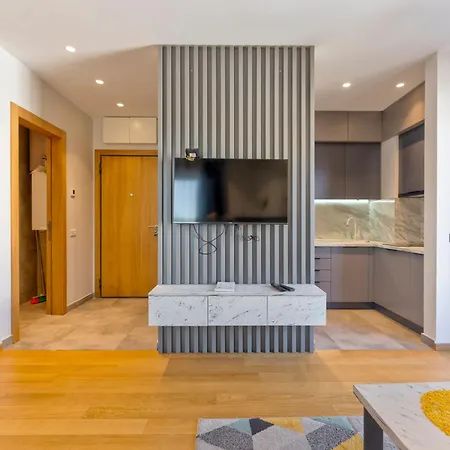 Apartment Gold Kalman